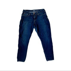Women’s Levi’s Strauss modern skinny jeans 37” L 19” hip to hip